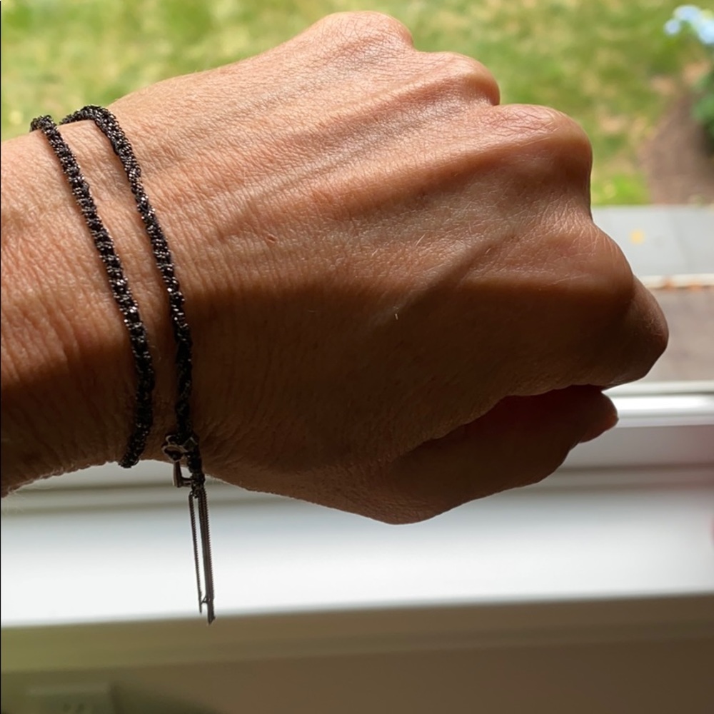 Carolina Bucci friendship bracelet - Picture 4 of 6